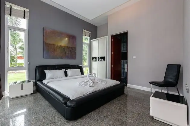 4-Bedroom Villa with a Private Pool