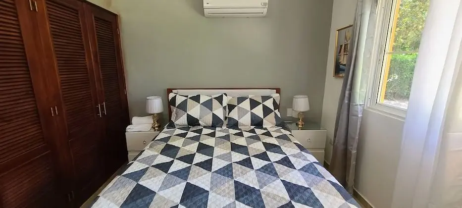 Villa (4 Bedrooms)