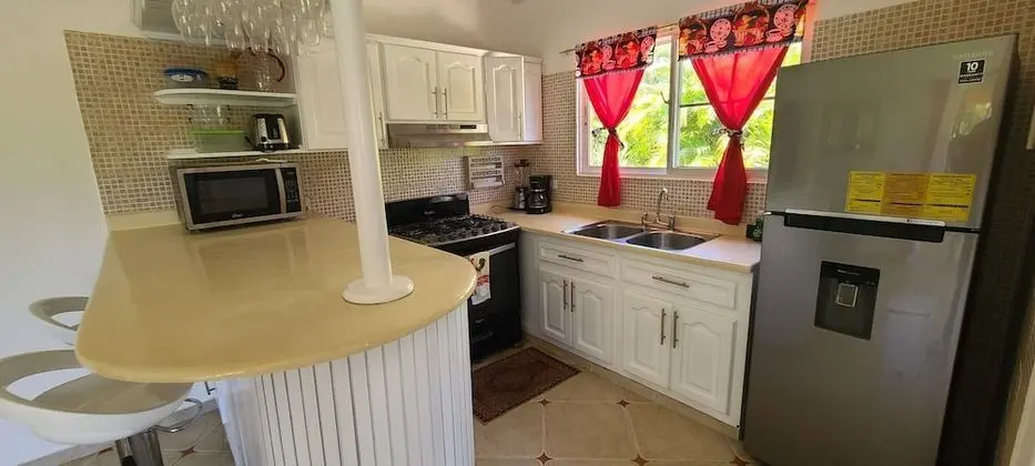 Villa (4 Bedrooms)