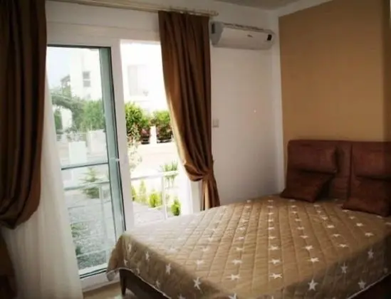 Villa, Teras