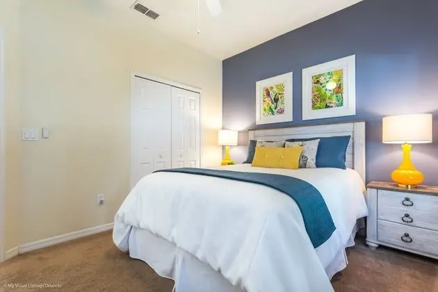Ev (4 bed town home with full size pool C)
