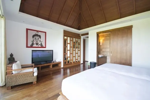 Deluxe Villa