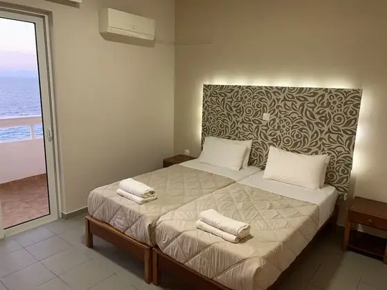 Stüdyo, Deniz Manzaralı