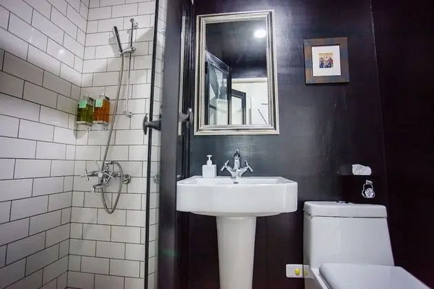 Tek Büyük Yataklı Oda, Balkon
