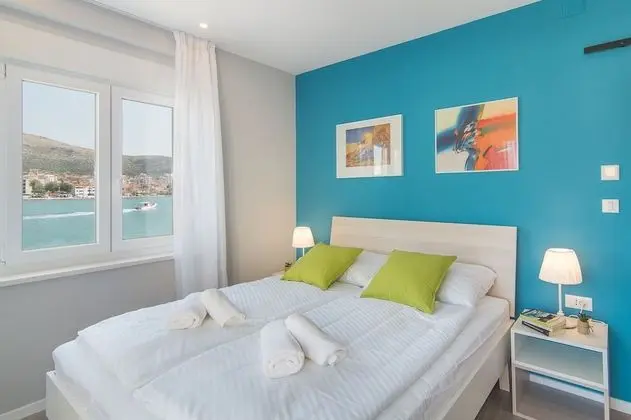 Deluxe Tek Büyük Yataklı Oda, Balkon, Deniz Manzaralı