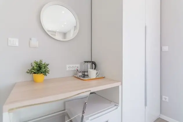 Deluxe Tek Büyük Yataklı Oda, Balkon, Deniz Manzaralı