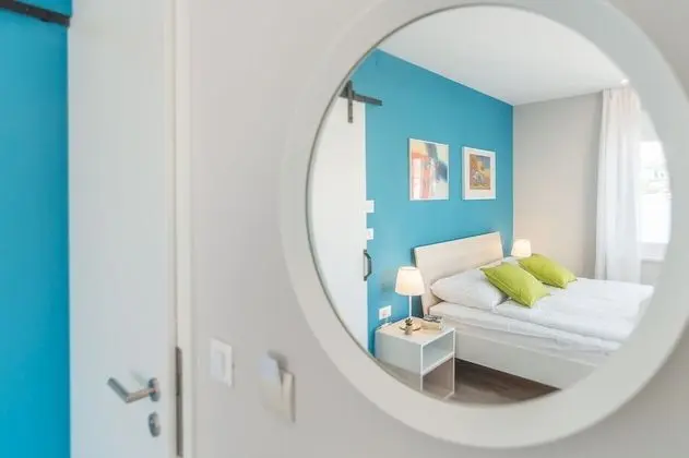 Deluxe Tek Büyük Yataklı Oda, Balkon, Deniz Manzaralı