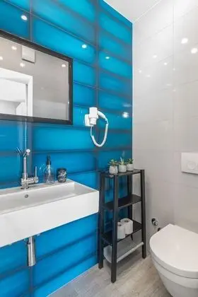 Deluxe Tek Büyük Yataklı Oda, Balkon, Deniz Manzaralı