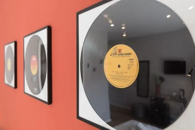 Tek Büyük veya İki Ayrı Yataklı Oda, Balkon