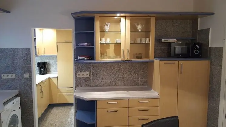 Comfort Apart Daire, Mutfak, Bahçe Manzaralı