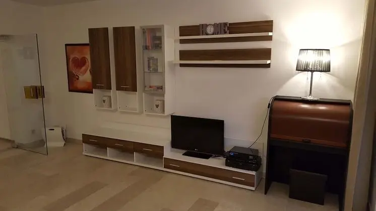 Comfort Apart Daire, Mutfak, Bahçe Manzaralı