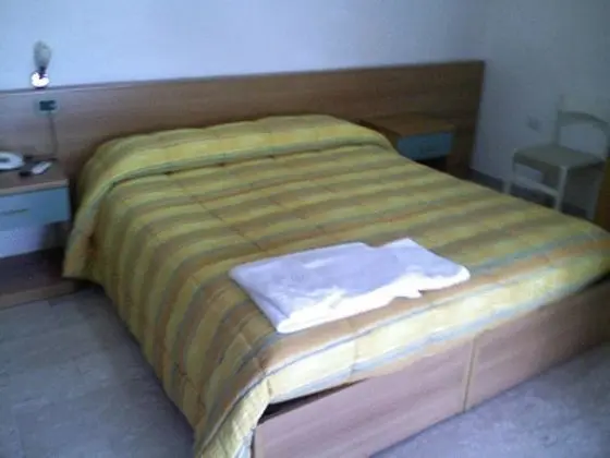 Tek Büyük Yataklı Oda, 1 Büyük (Queen) Boy Yatak, Sigara İçilmez