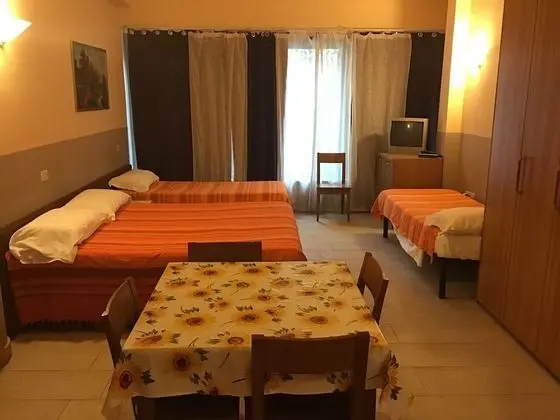 Stüdyo, Veranda