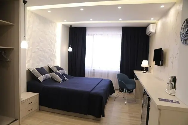 Tek Büyük Yataklı Oda