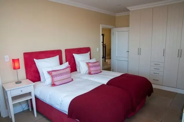 Deluxe Ev, 5 Yatak Odası, Sigara İçilmez, Kısmi Deniz Manzarası