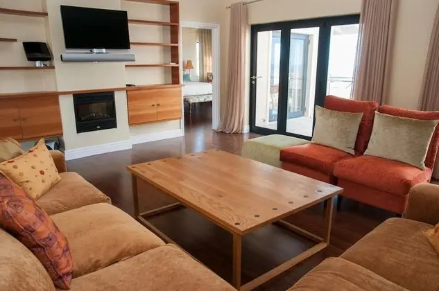 Deluxe Ev, 5 Yatak Odası, Sigara İçilmez, Kısmi Deniz Manzarası