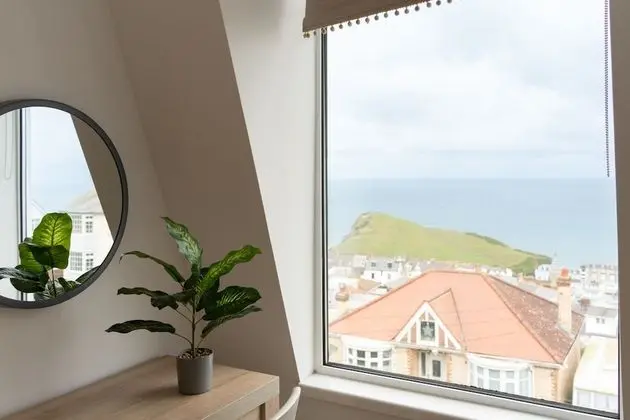 Ev, Özel Banyo, Deniz Manzaralı