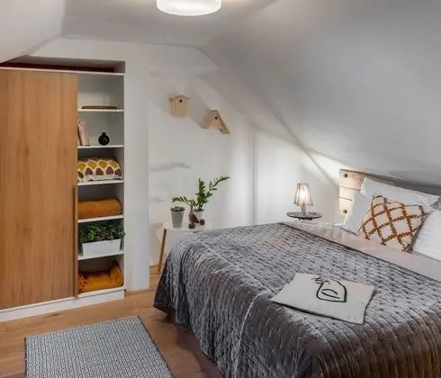 Two Bedroom Apartment Duplex Cone