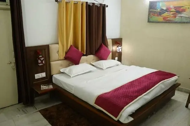 Luxury Deluxe AC Room With Balcony