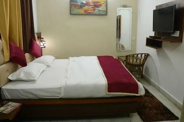 Luxury Deluxe AC Room With Balcony
