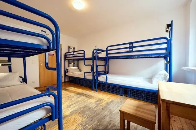 Oda, Ortak Banyo (6 people)