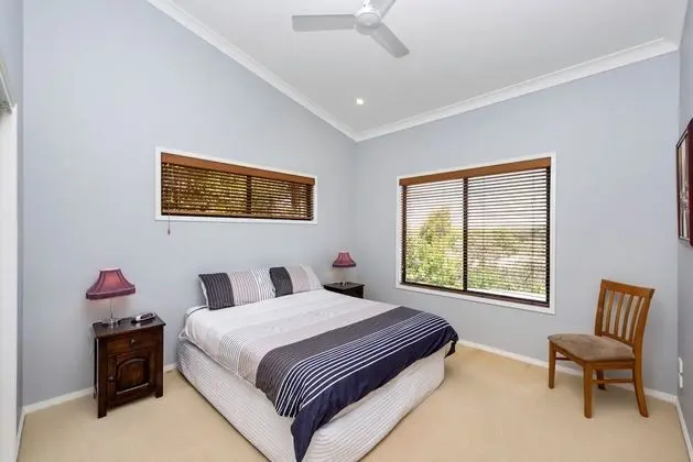 Ev (4 Bedrooms)