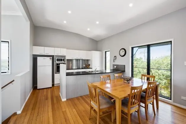 Ev (4 Bedrooms)