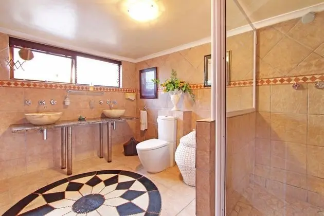 Luxury Tek Büyük Yataklı Oda, 1 Büyük (Queen) Boy Yatak