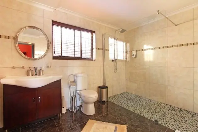 Luxury Tek Büyük Yataklı Oda, 1 Büyük (Queen) Boy Yatak
