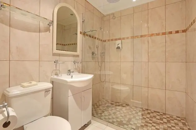 Luxury Tek Büyük Yataklı Oda, 1 Büyük (Queen) Boy Yatak