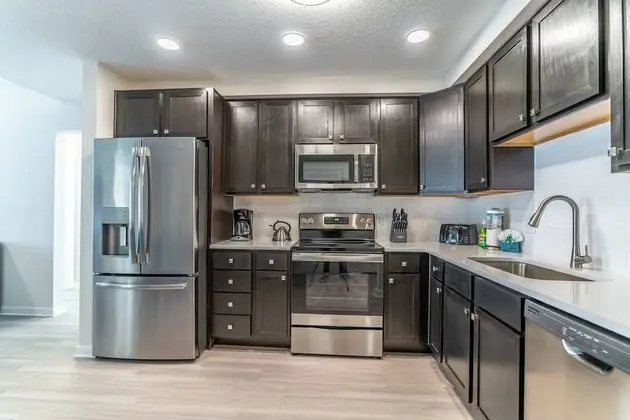 Daire (4012 Vista Cay)