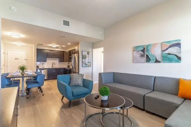 Daire (4012 Vista Cay)