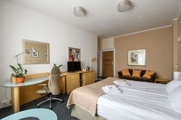 Grand Oda (with shared bathroom)