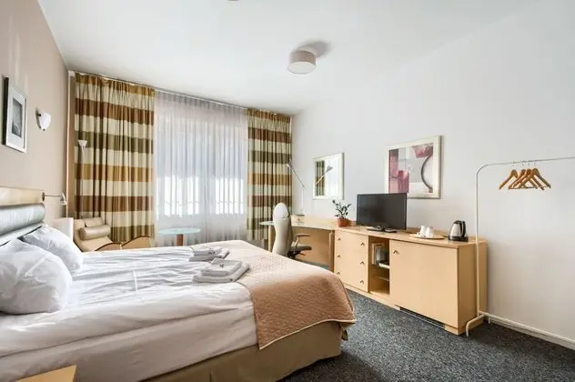 Grand Oda (with shared bathroom)