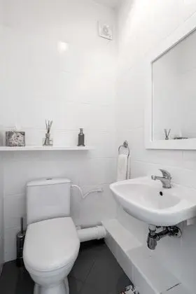 Grand Oda (with shared bathroom)