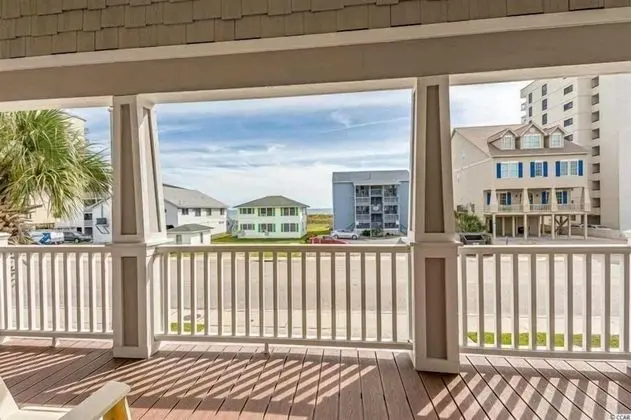 Ev (4100 South Ocean Blvd)