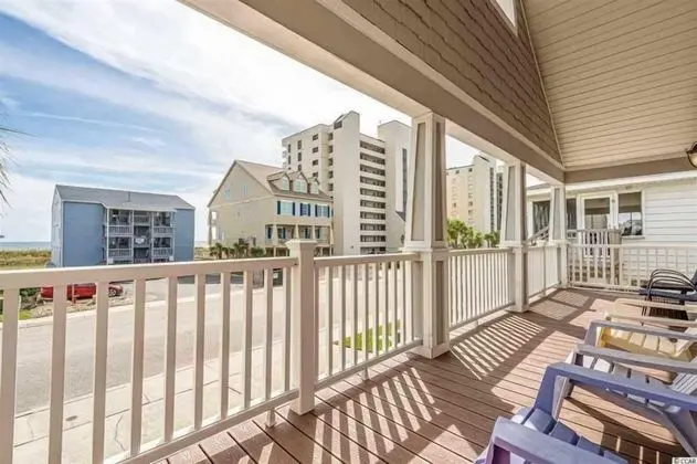 Ev (4100 South Ocean Blvd)