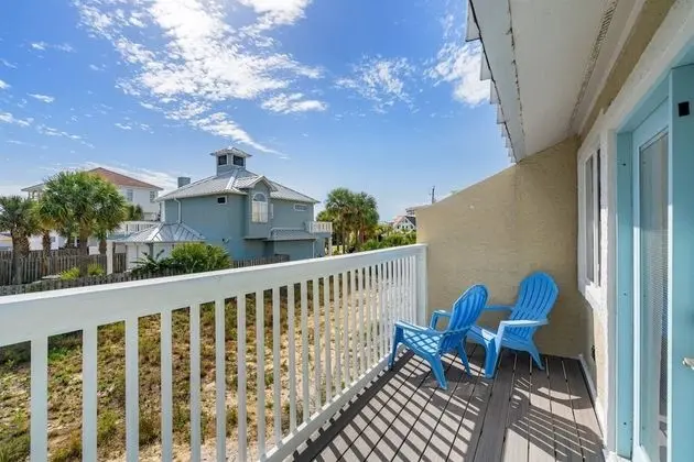 Ev (4109 A Safari St)