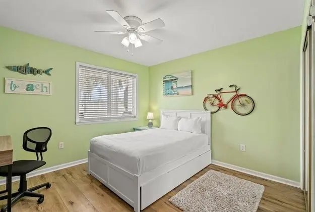 Ev (4109 A Safari St)
