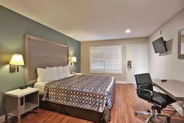 Oda, 1 En Büyük (King) Boy Yatak, Sigara İçilmez