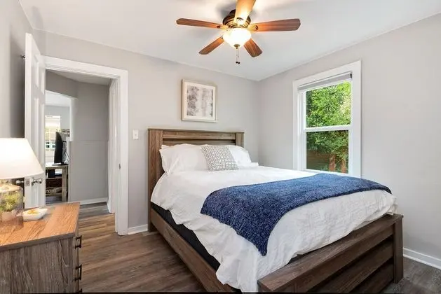 Ev, Birden Çok Yatak, Veranda, Bahçe Manzaralı (417 Park St.)