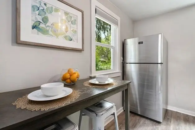 Ev, Birden Çok Yatak, Veranda, Bahçe Manzaralı (417 Park St.)