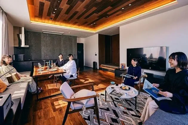 Süit, Sigara İçilmez (PENTHOUSE)