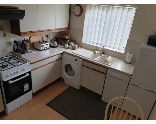 Comfort Tek Büyük Yataklı Oda, Özel Banyo, Bahçe Manzaralı