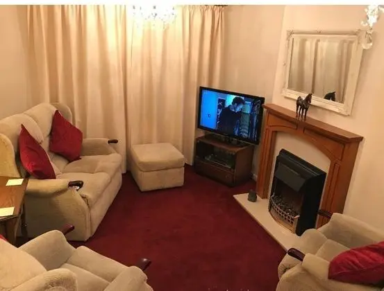 Comfort Tek Büyük Yataklı Oda, Özel Banyo, Bahçe Manzaralı