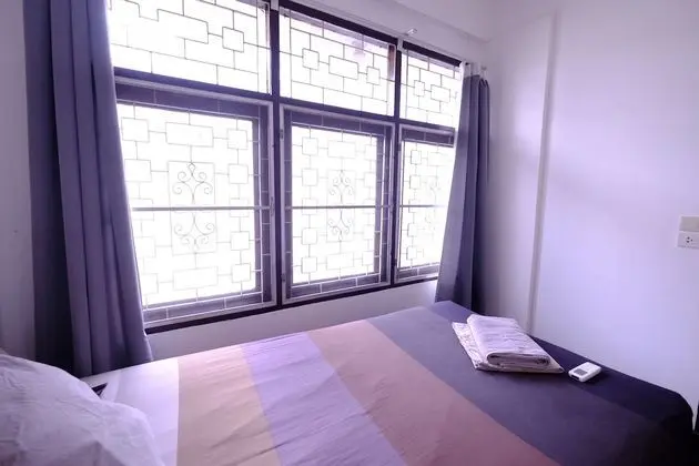 Single Room with Shared Bathroom