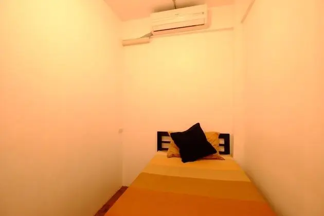 Single Room with Shared Bathroom