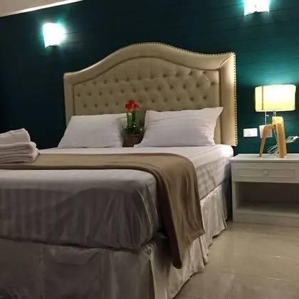 Deluxe Tek Büyük veya İki Ayrı Yataklı Oda