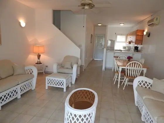 Standart Sıra Ev, 2 Yatak Odası, Liman Manzaralı (Villa rental inclusive of a golf cart)