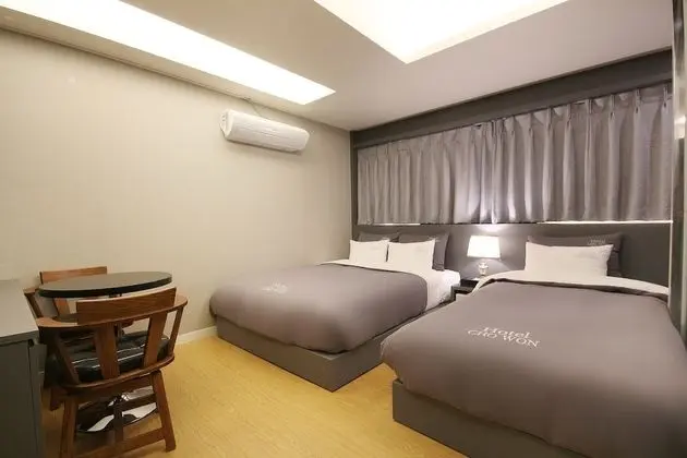 Superior İki Ayrı Yataklı Oda